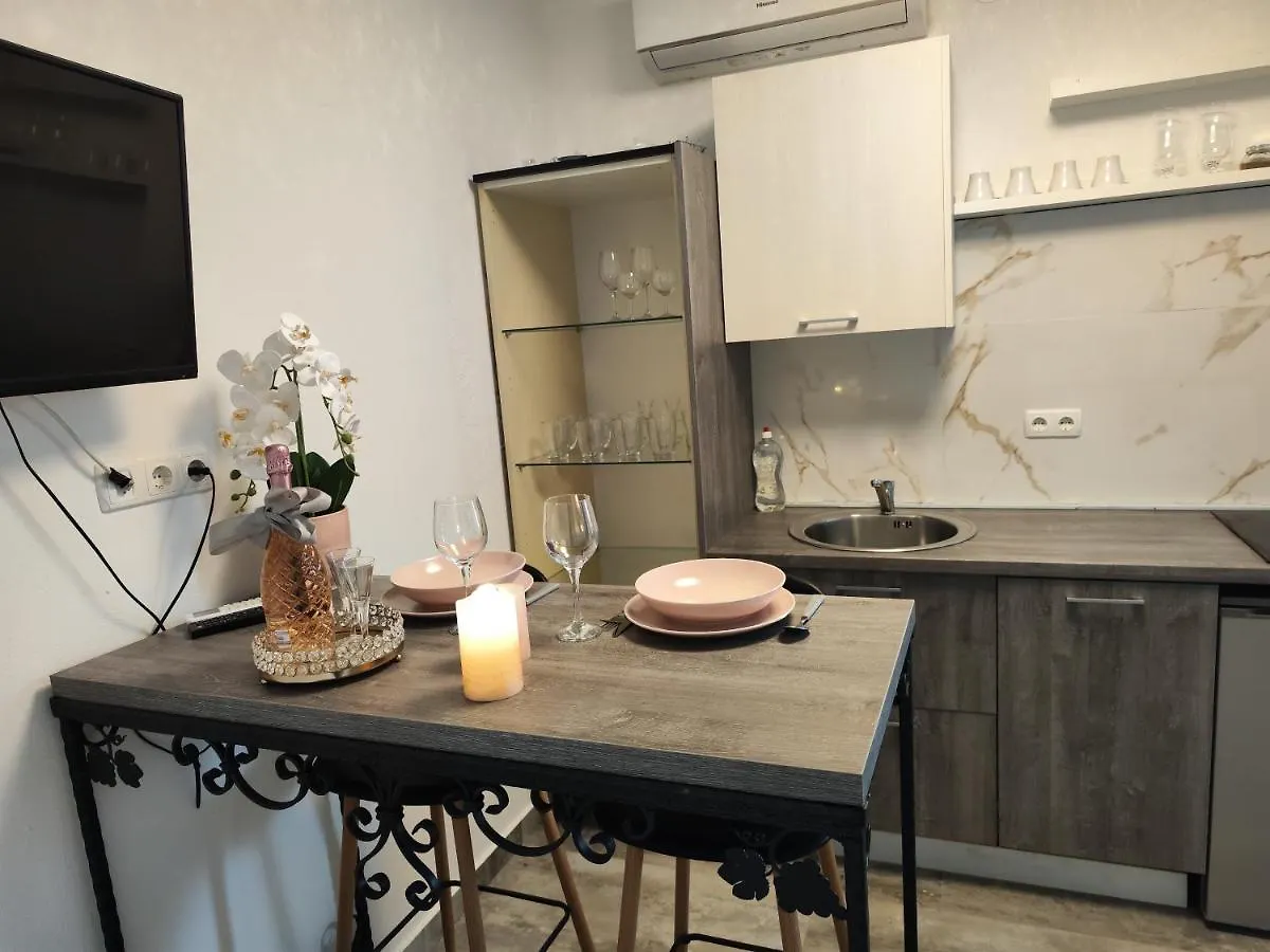 Apartments Orhidelia Njivice Κροατία