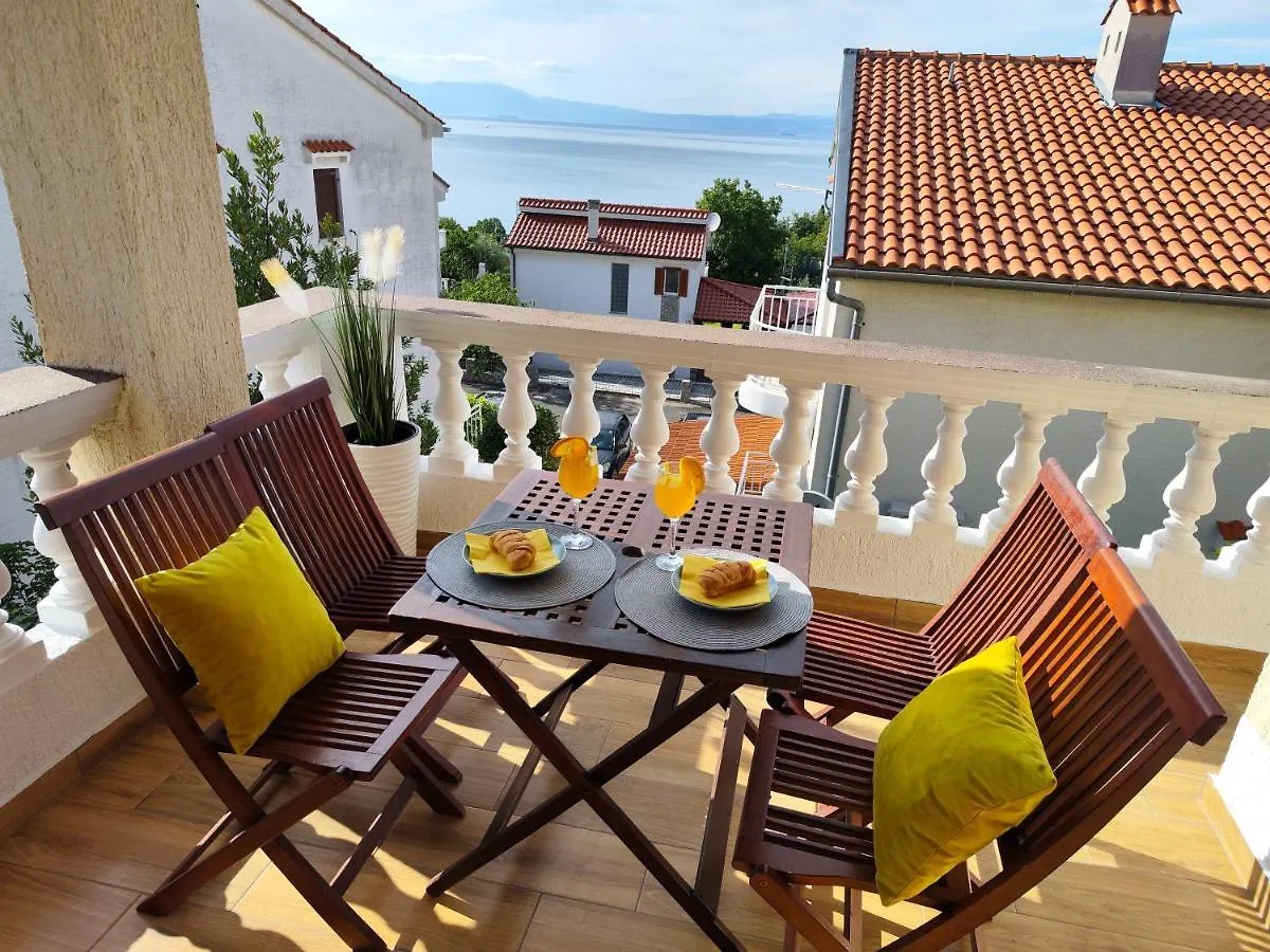 Apartments Orhidelia Njivice Chorvatsko